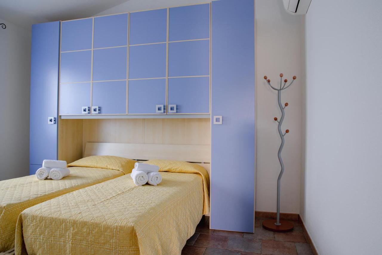 Le Residenze Di Baia Sant'Anna Villa Tanaunella Kültér fotó