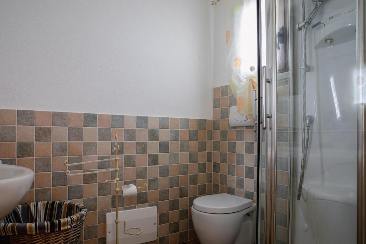 Le Residenze Di Baia Sant'Anna Villa Tanaunella Kültér fotó
