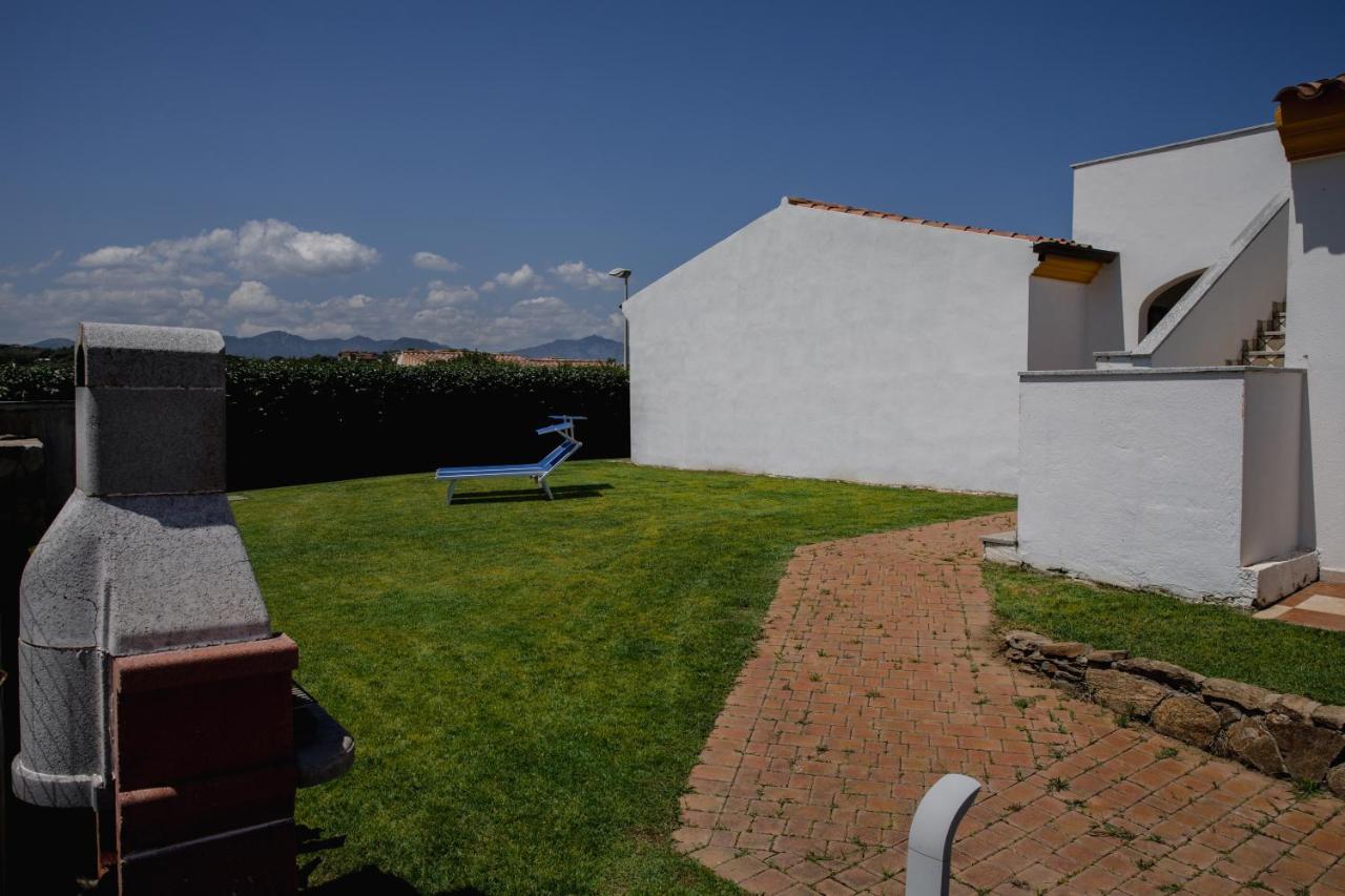 Le Residenze Di Baia Sant'Anna Villa Tanaunella Kültér fotó
