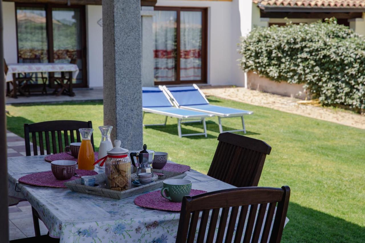 Le Residenze Di Baia Sant'Anna Villa Tanaunella Kültér fotó