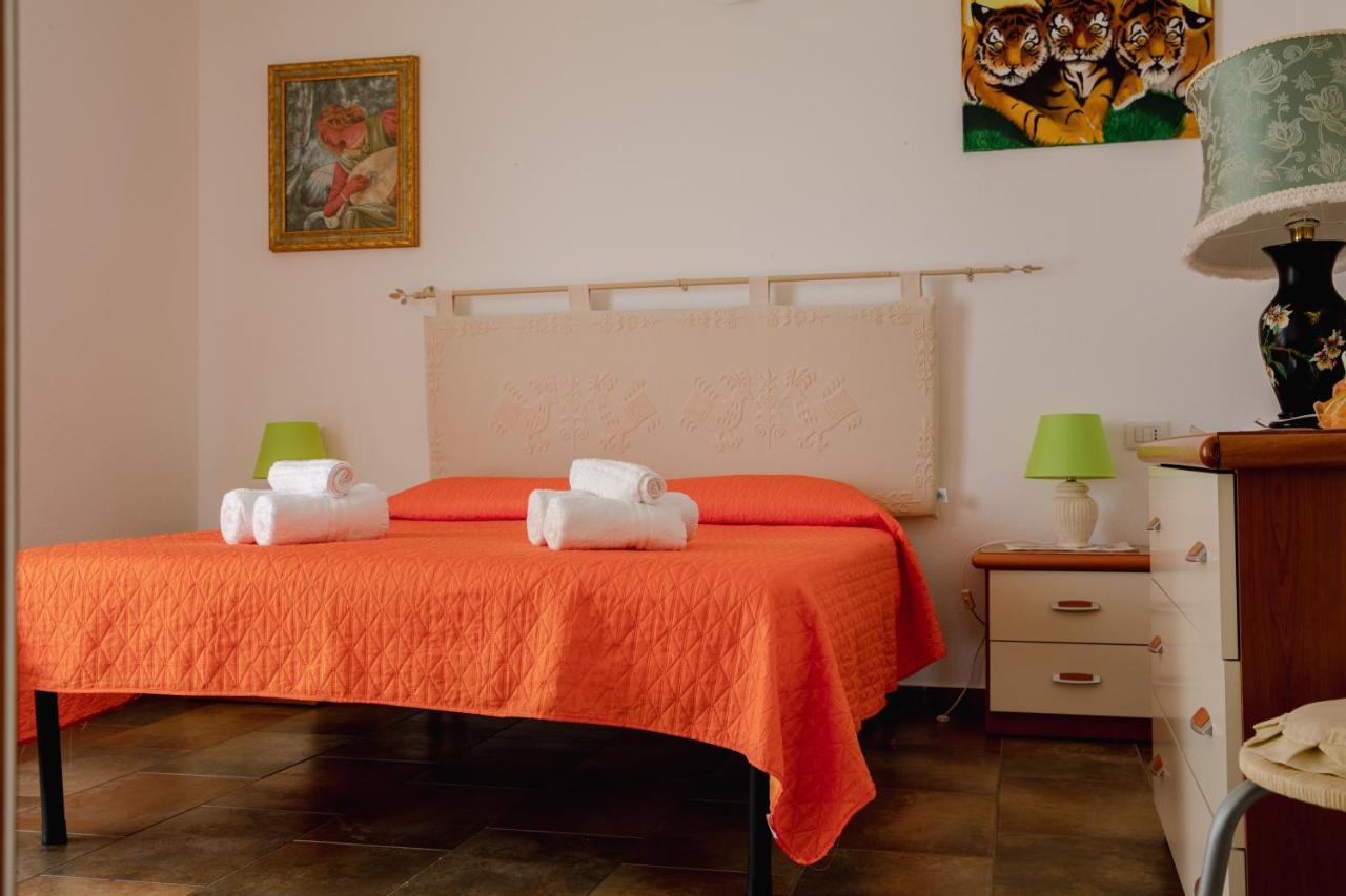 Le Residenze Di Baia Sant'Anna Villa Tanaunella Kültér fotó