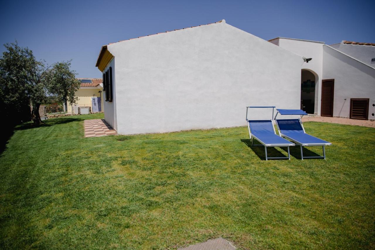 Le Residenze Di Baia Sant'Anna Villa Tanaunella Kültér fotó